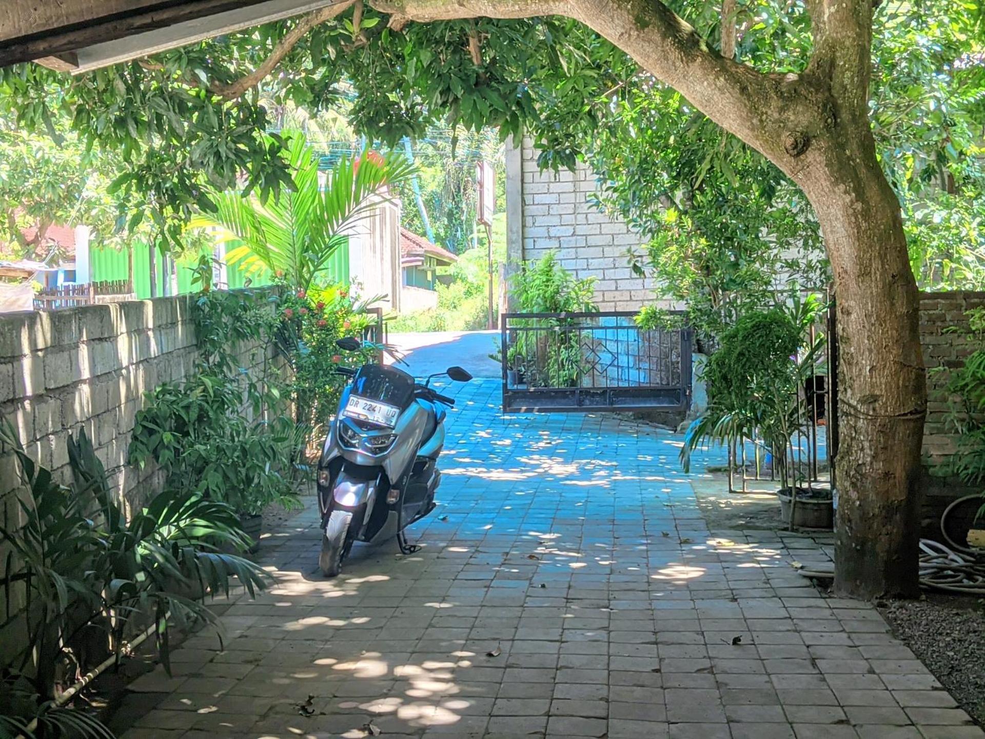 Three V Homestay Kuta  Extérieur photo