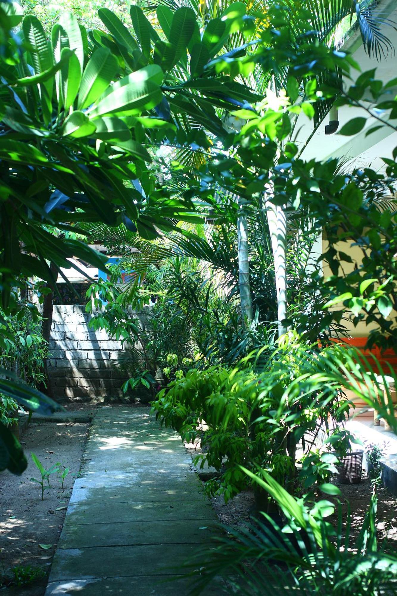Three V Homestay Kuta  Extérieur photo