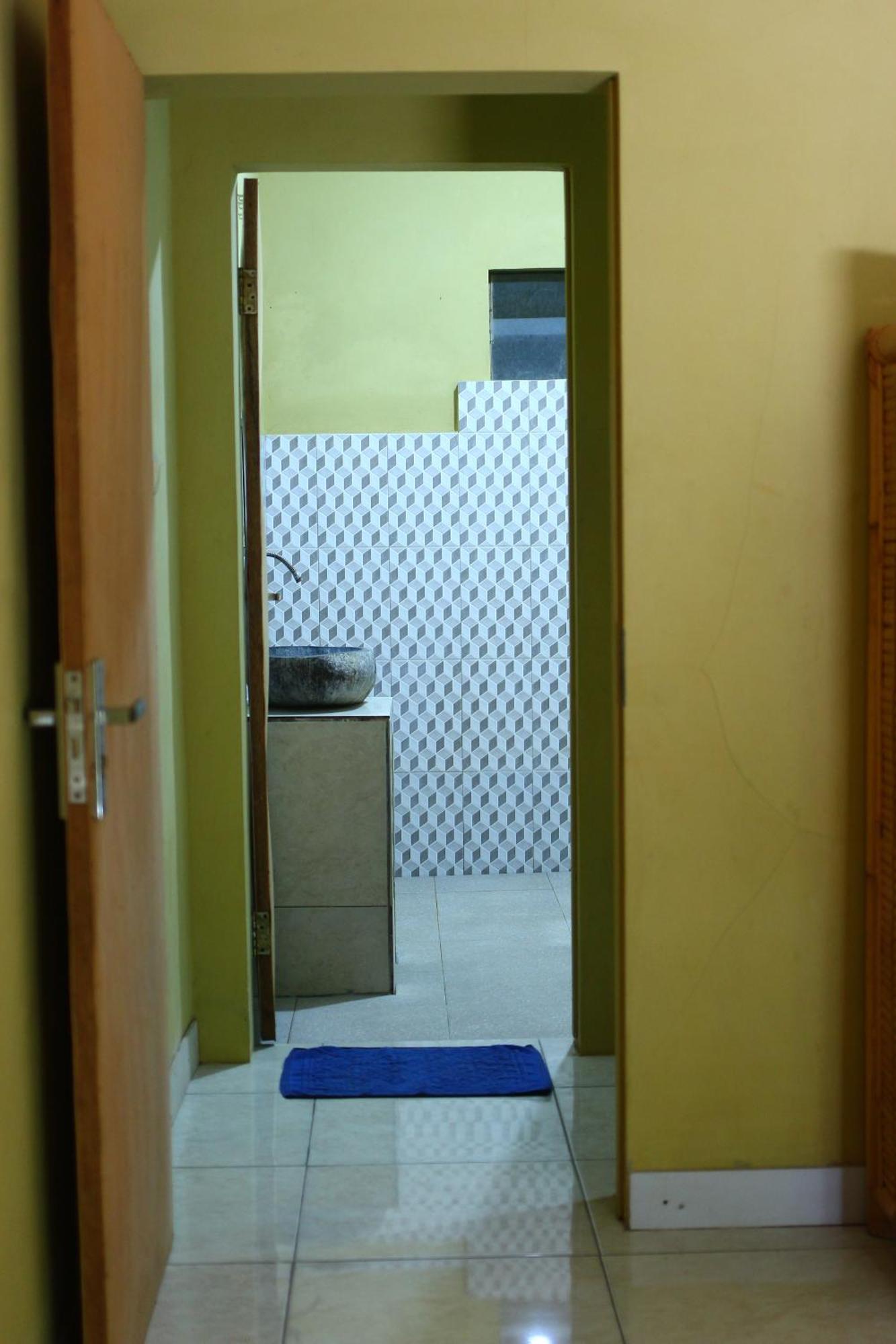 Three V Homestay Kuta  Extérieur photo