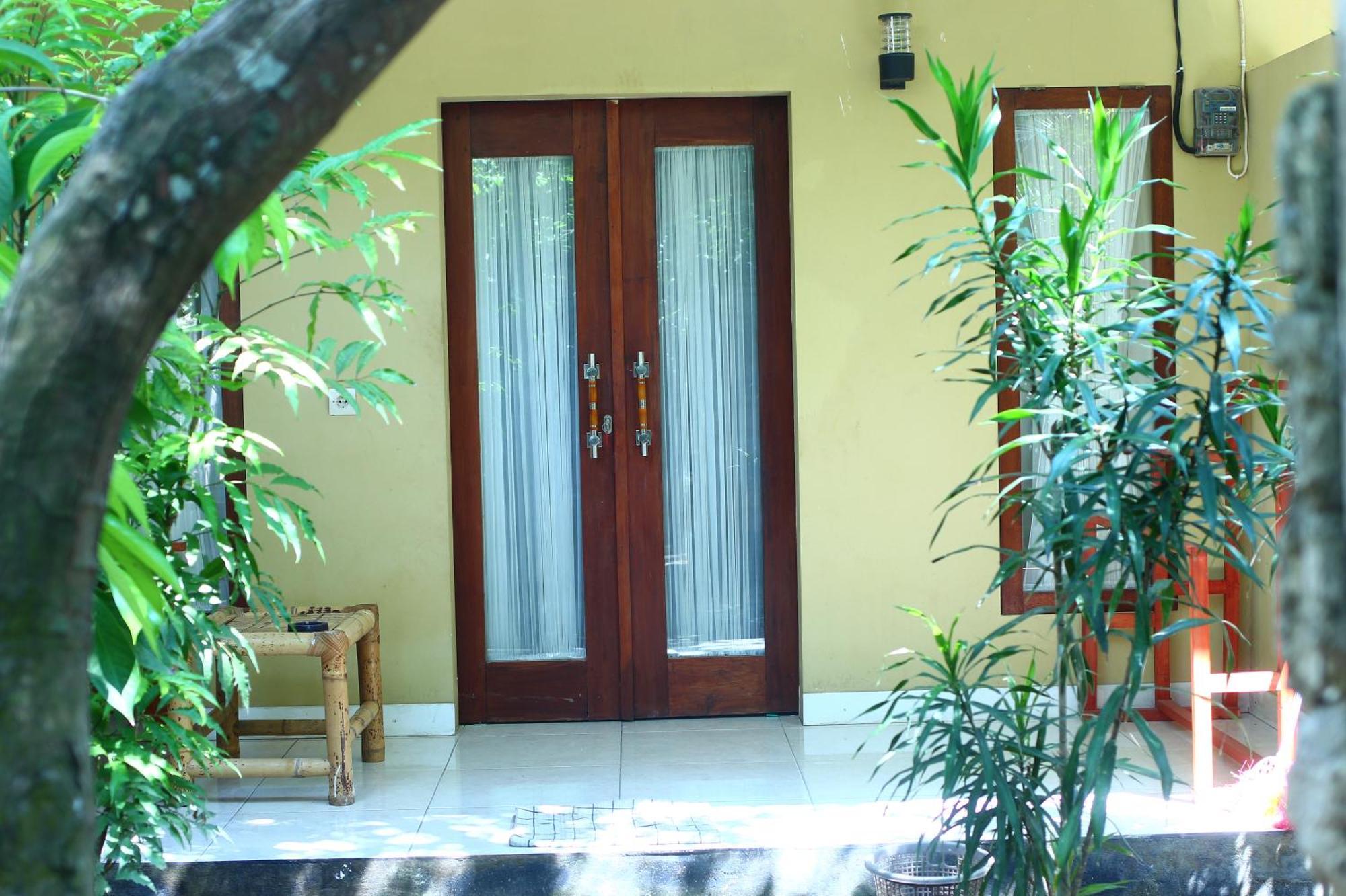 Three V Homestay Kuta  Extérieur photo